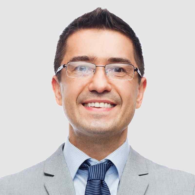 https://dogusta.lt/wp-content/uploads/2017/03/inner_team_01.jpg