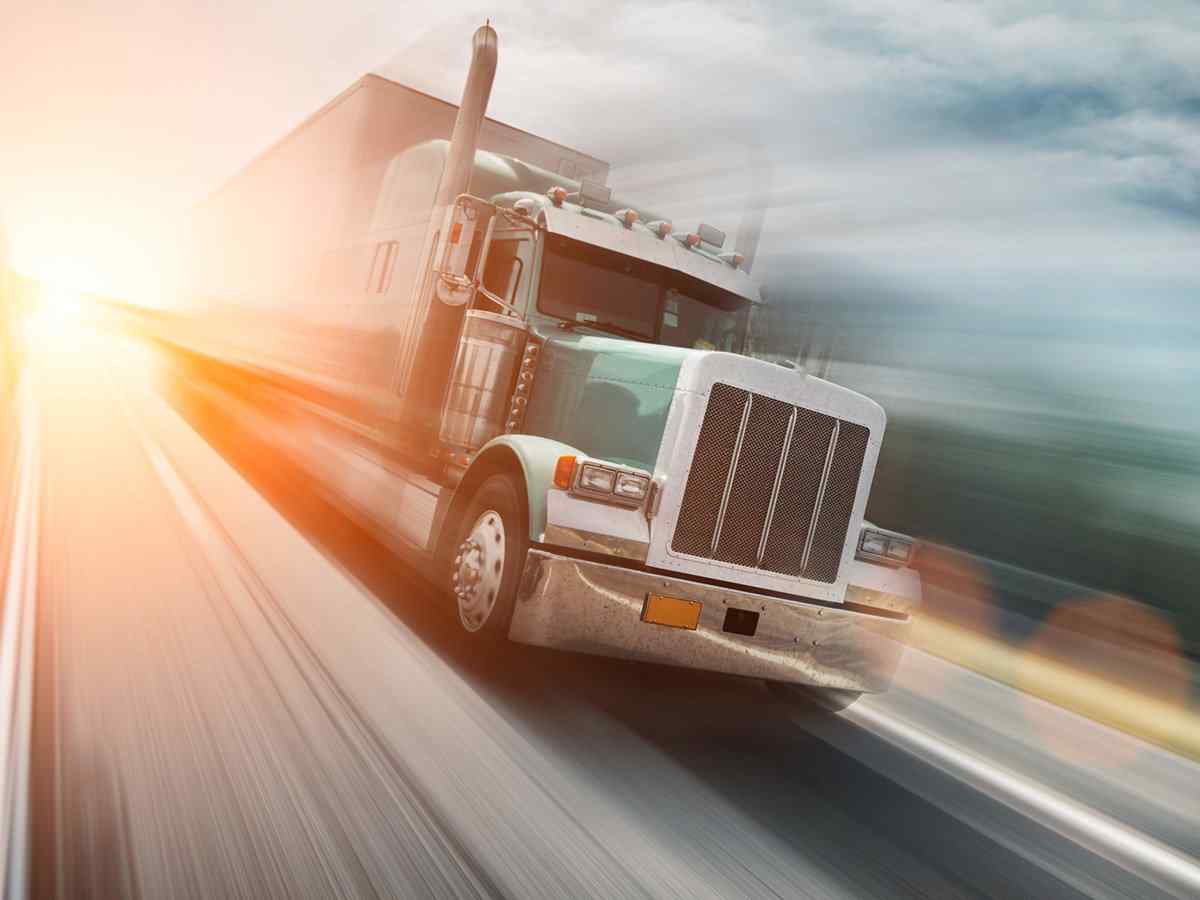 https://dogusta.lt/wp-content/uploads/2017/08/inner_big_trucks_08.jpg